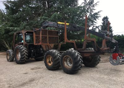 Case MX 135 et Remorque forestière